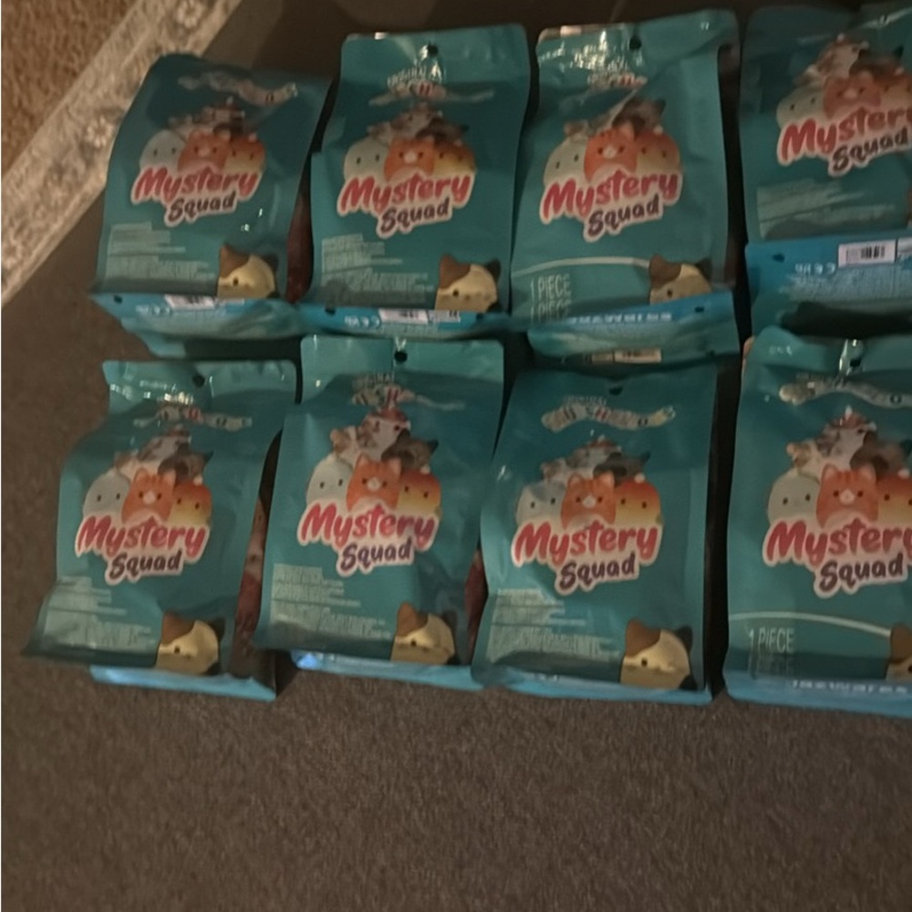 NWT Bundle of Squishmallows Mystery Squad 8 pack